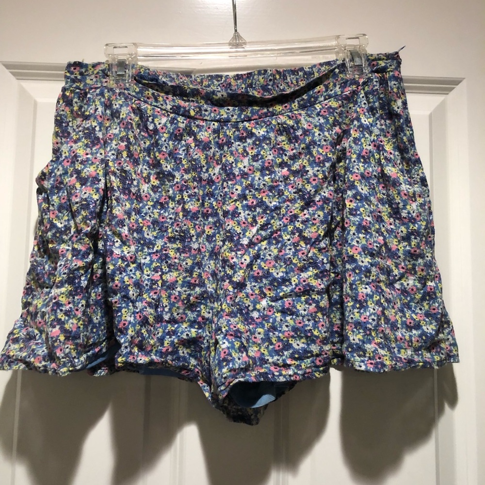 Floral shorts